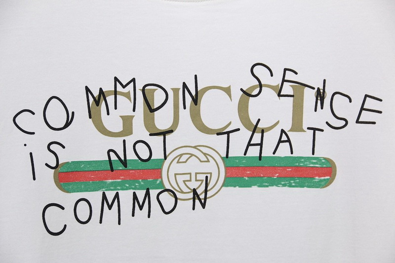 Gucci T Shirt Signature Graffiti Pure Cotton White Black 17 - www.kickbulk.cc
