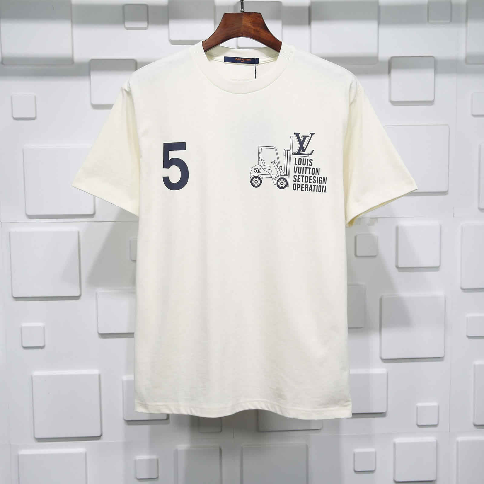 Louis Vuitton Catwalk T Shirt 2021 20 - www.kickbulk.cc