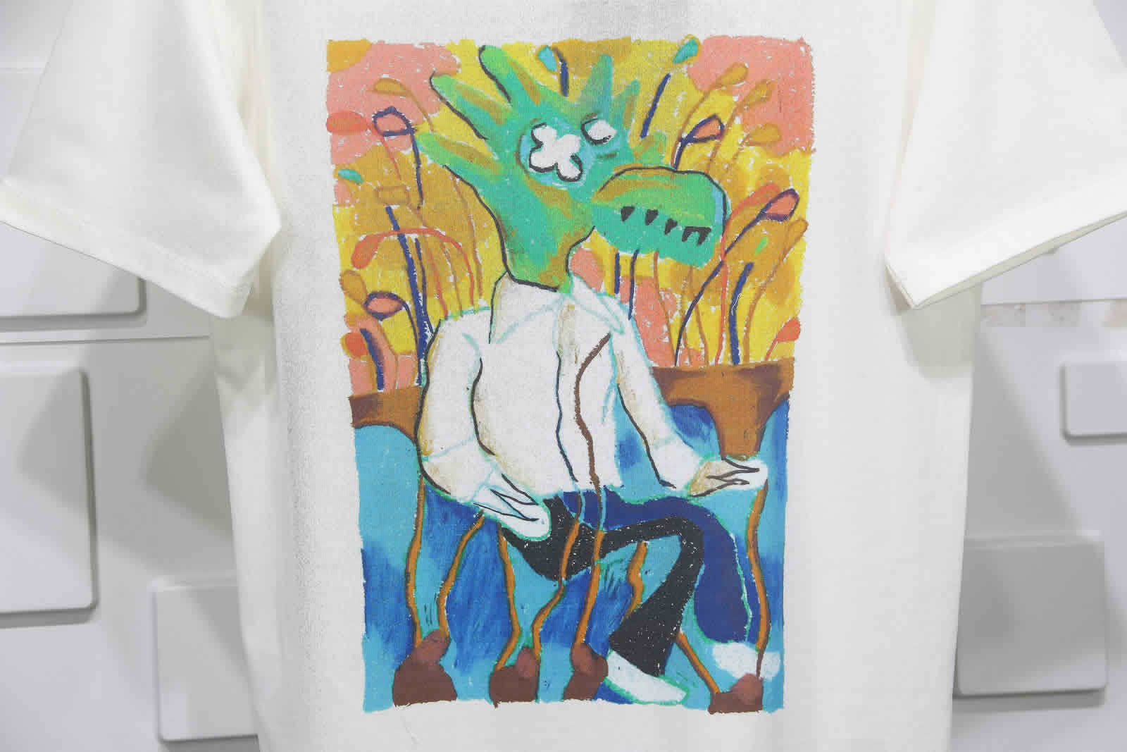 Louis Vuitton Graffiti Monster T Shirt 10 - www.kickbulk.cc