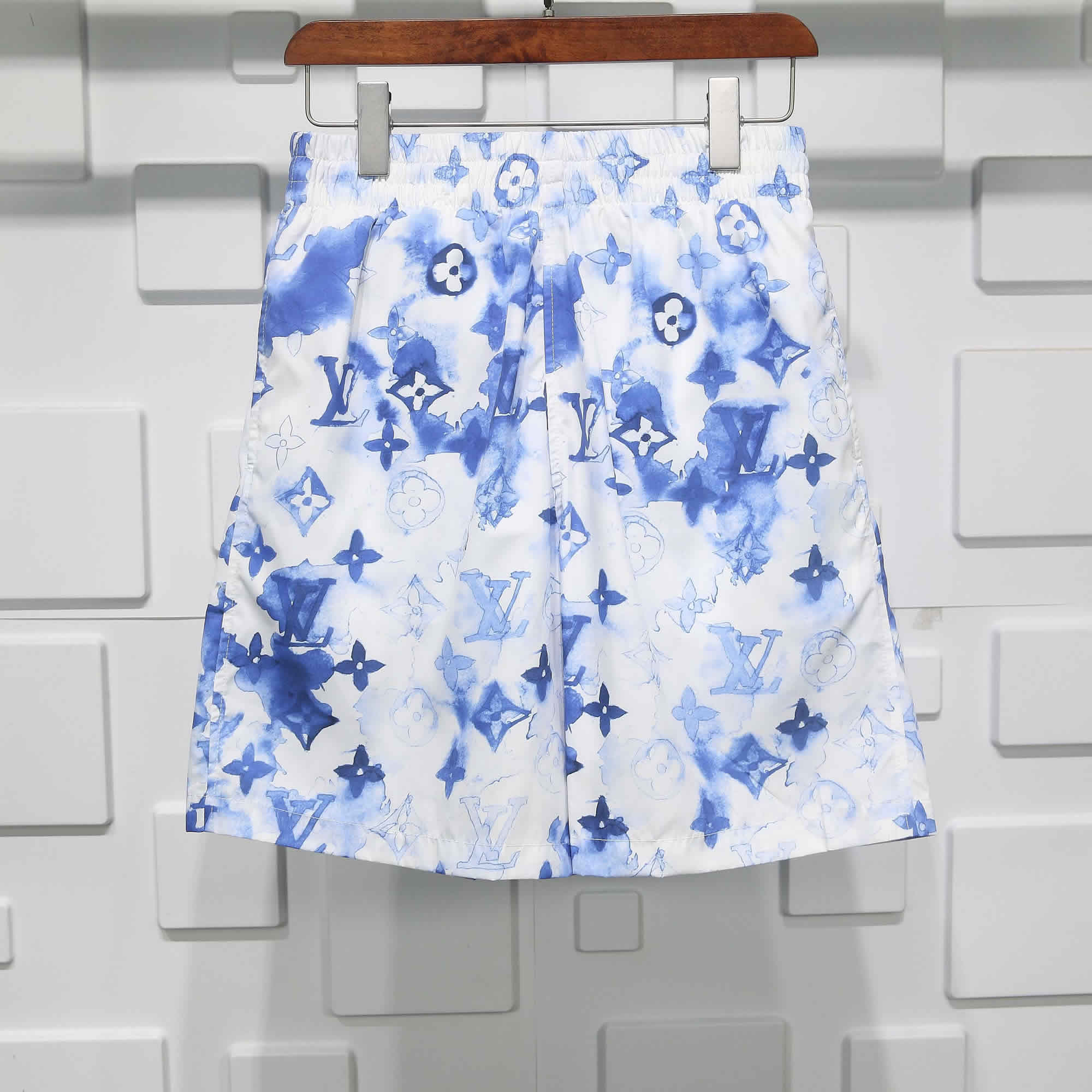 Louis Vuitton Ink Beach Shorts Rm211vdaohlw04w 1 - www.kickbulk.cc