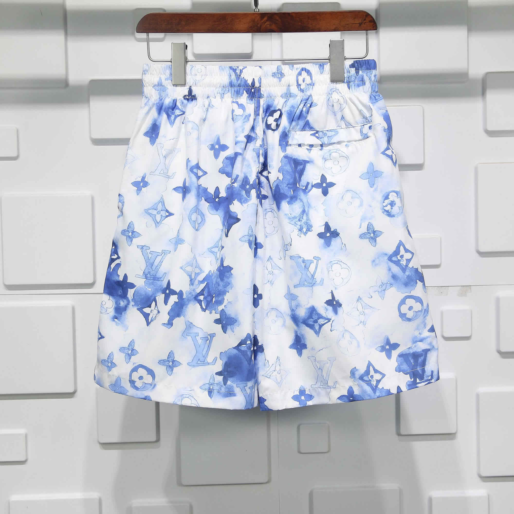 Louis Vuitton Ink Beach Shorts Rm211vdaohlw04w 2 - www.kickbulk.cc