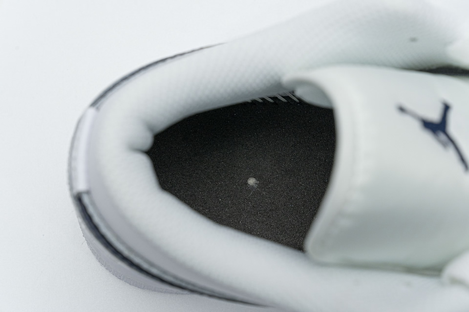 Nike Air Jordan 1 Low White Obsidian 553558 114 18 - www.kickbulk.cc