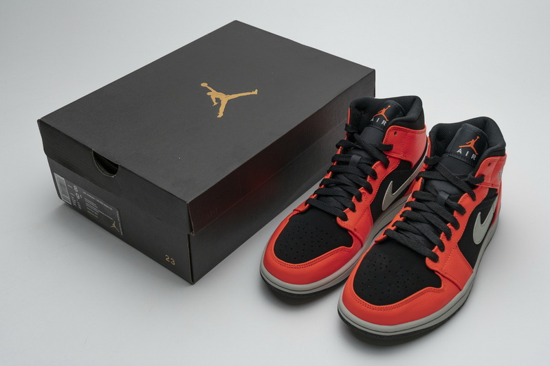 Nike Air Jordan 1 Black Cone 554724 062 4 - www.kickbulk.cc