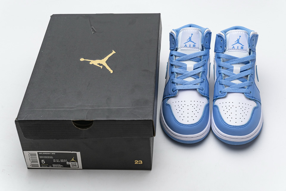 Nike Air Jordan 1 Retro Mid Unc University Blue 554724 106 4 - www.kickbulk.cc