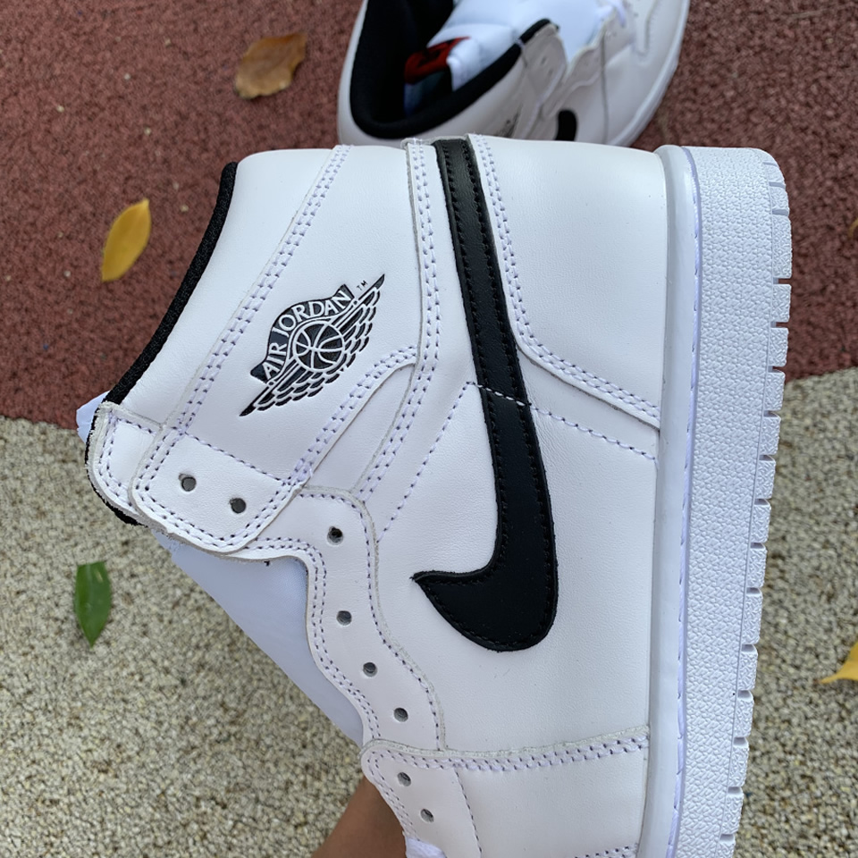 Air Jordan 1 Retro High Og Premium Yin Yang 555088 102 4 - www.kickbulk.cc