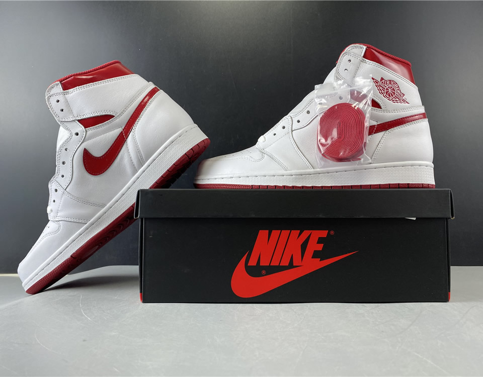 Air Jordan 1 Retro High Og Metallic Red 555088 103 18 - www.kickbulk.cc