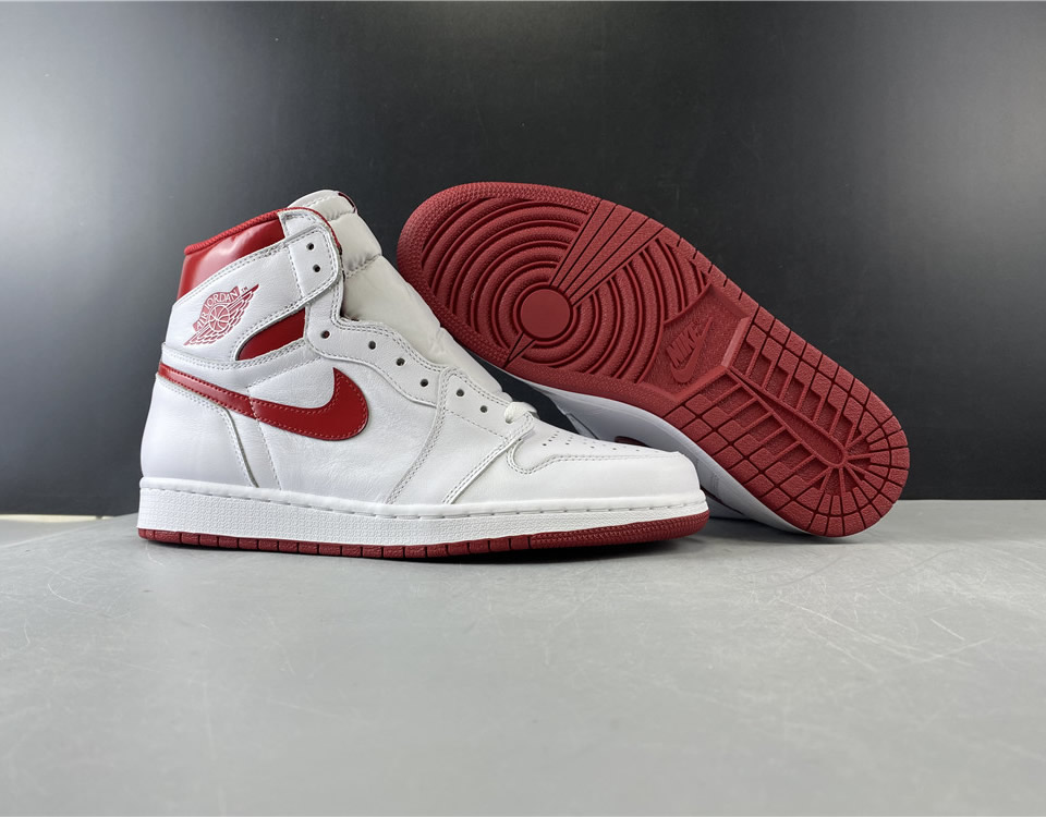 Air Jordan 1 Retro High Og Metallic Red 555088 103 22 - www.kickbulk.cc