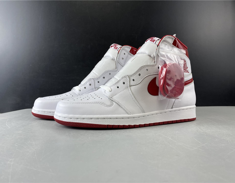 Air Jordan 1 Retro High Og Metallic Red 555088 103 24 - www.kickbulk.cc