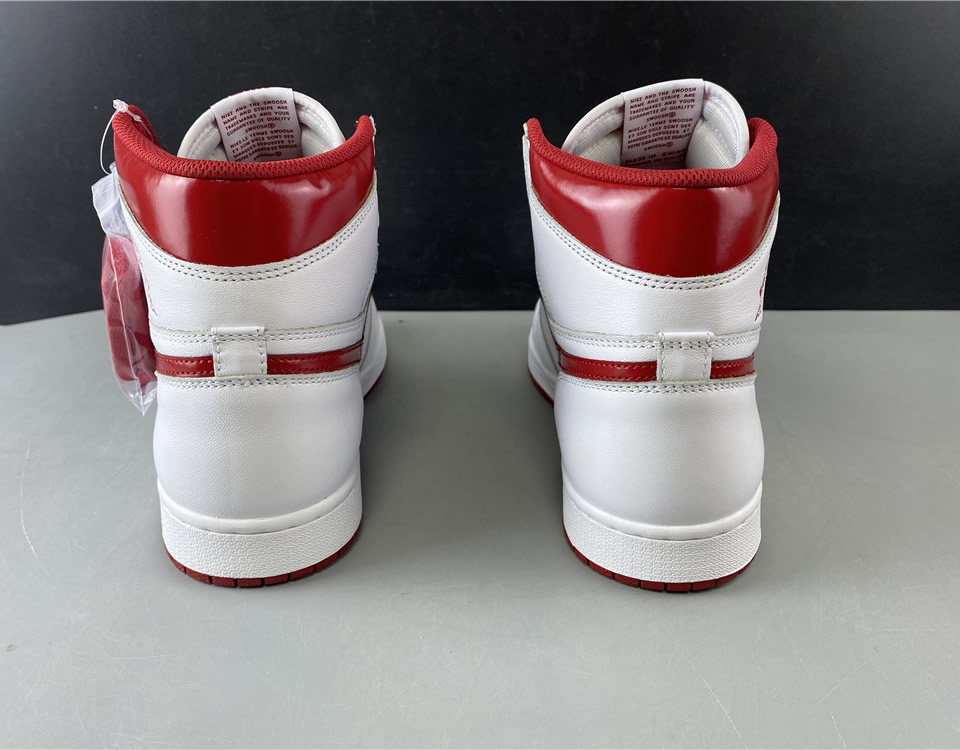 Air Jordan 1 Retro High Og Metallic Red 555088 103 25 - www.kickbulk.cc