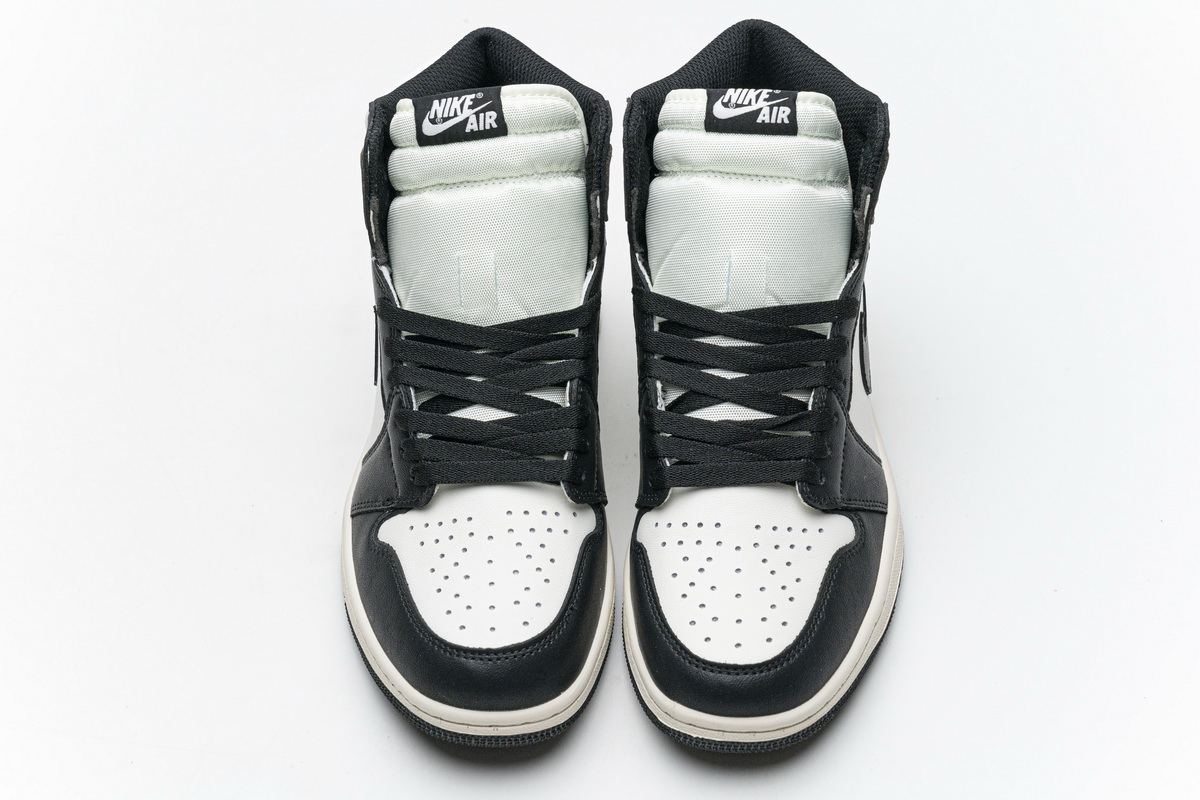 Air Jordan 1 Retro High Dark Mocha 2020 For Sale Release Date 555088 105 2 - www.kickbulk.cc