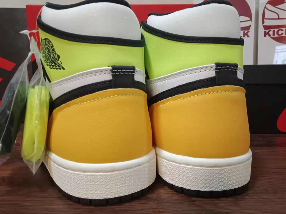 Nike Air Jordan 1 Retro High Og Volt Gold 555088 118 10 - www.kickbulk.cc