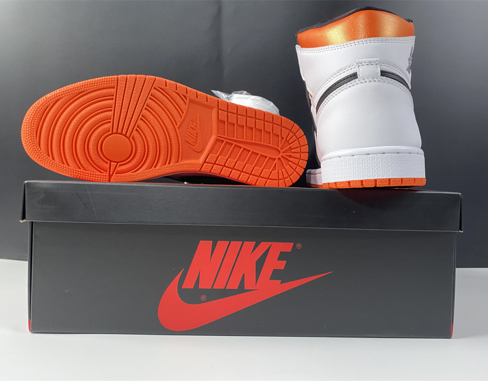 Nike Air Jordan 1 Retro High Og Electro Orange 555088 180 19 - www.kickbulk.cc