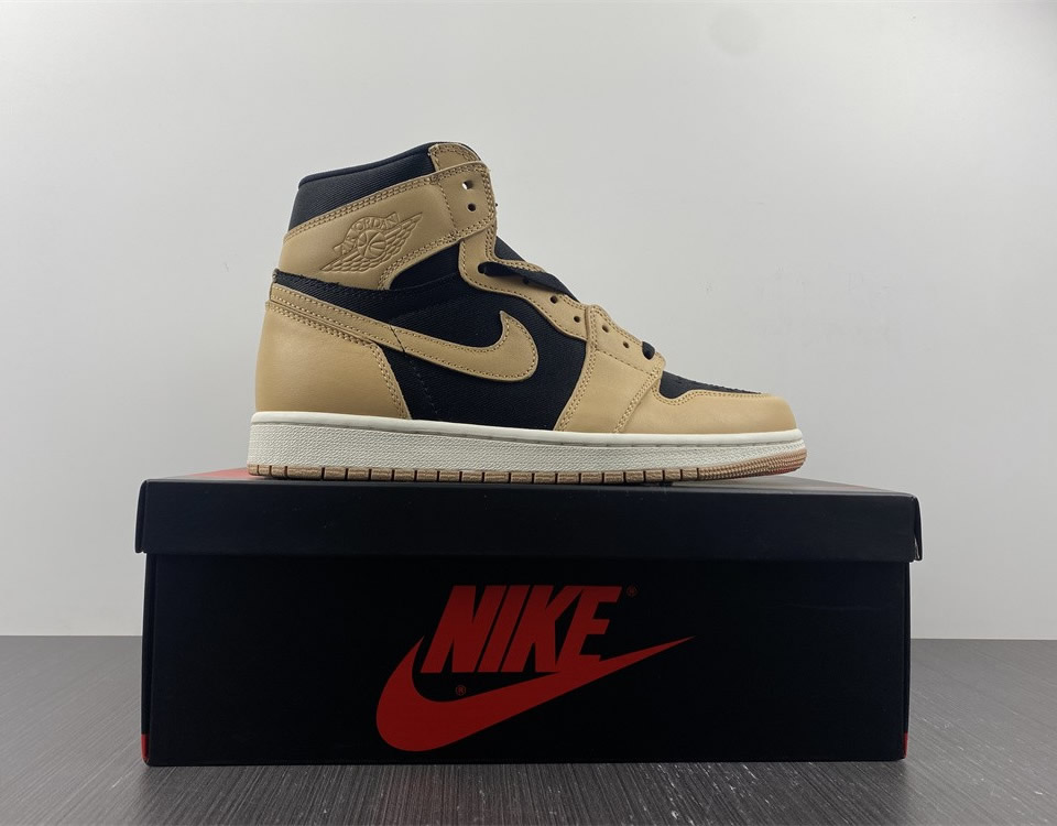 Air Jordan 1 Retro High Og Heirloom 555088 202 10 - www.kickbulk.cc