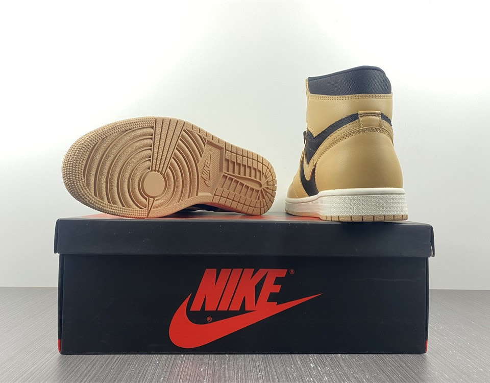 Air Jordan 1 Retro High Og Heirloom 555088 202 9 - www.kickbulk.cc