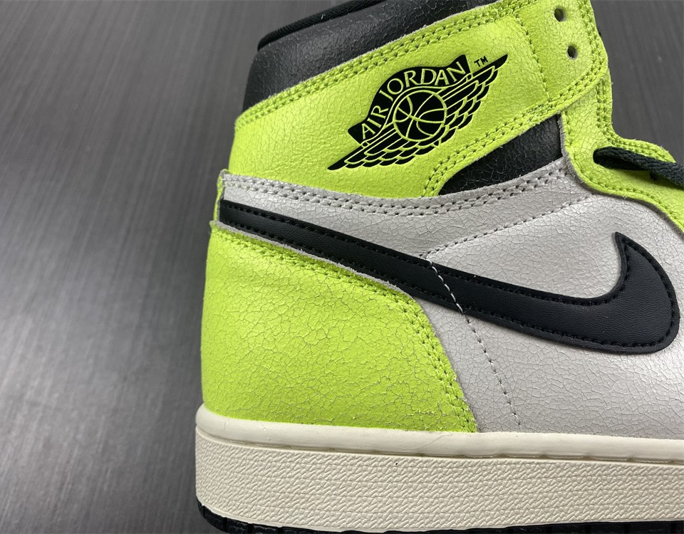 Air Jordan 1 High Og Volt 555088 702 11 - www.kickbulk.cc