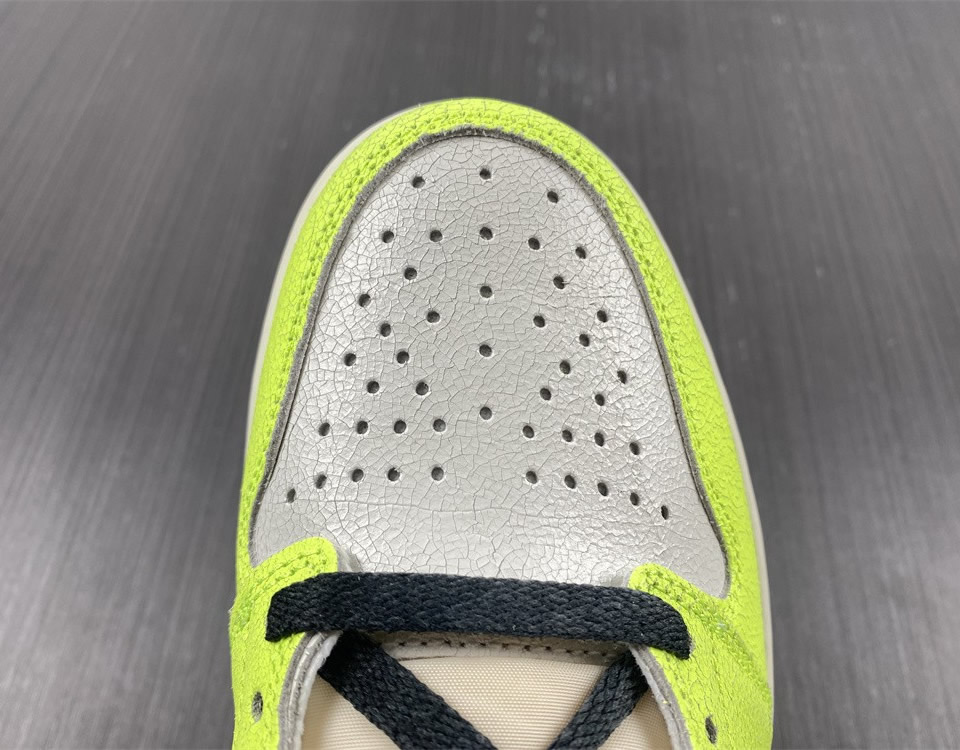 Air Jordan 1 High Og Volt 555088 702 15 - www.kickbulk.cc