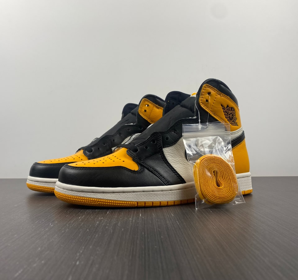 Air Jordan 1 Og High Yellow Toe 555088 711 2 - www.kickbulk.cc