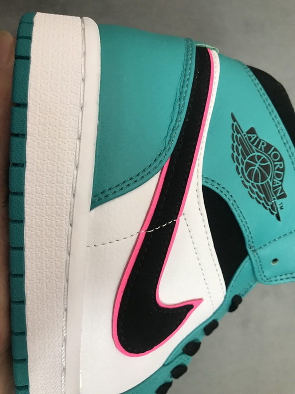 Air Jordan 1 Mid Se South Beach 852542 306 22 - www.kickbulk.cc