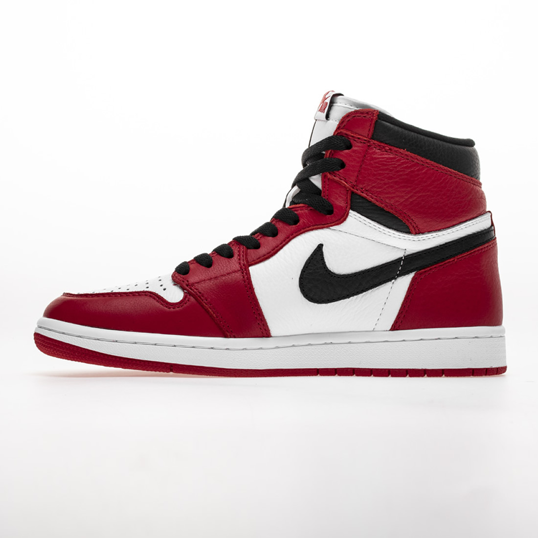 Nike Air Jordan 1 Homage To Home 861428 061 1 - www.kickbulk.cc
