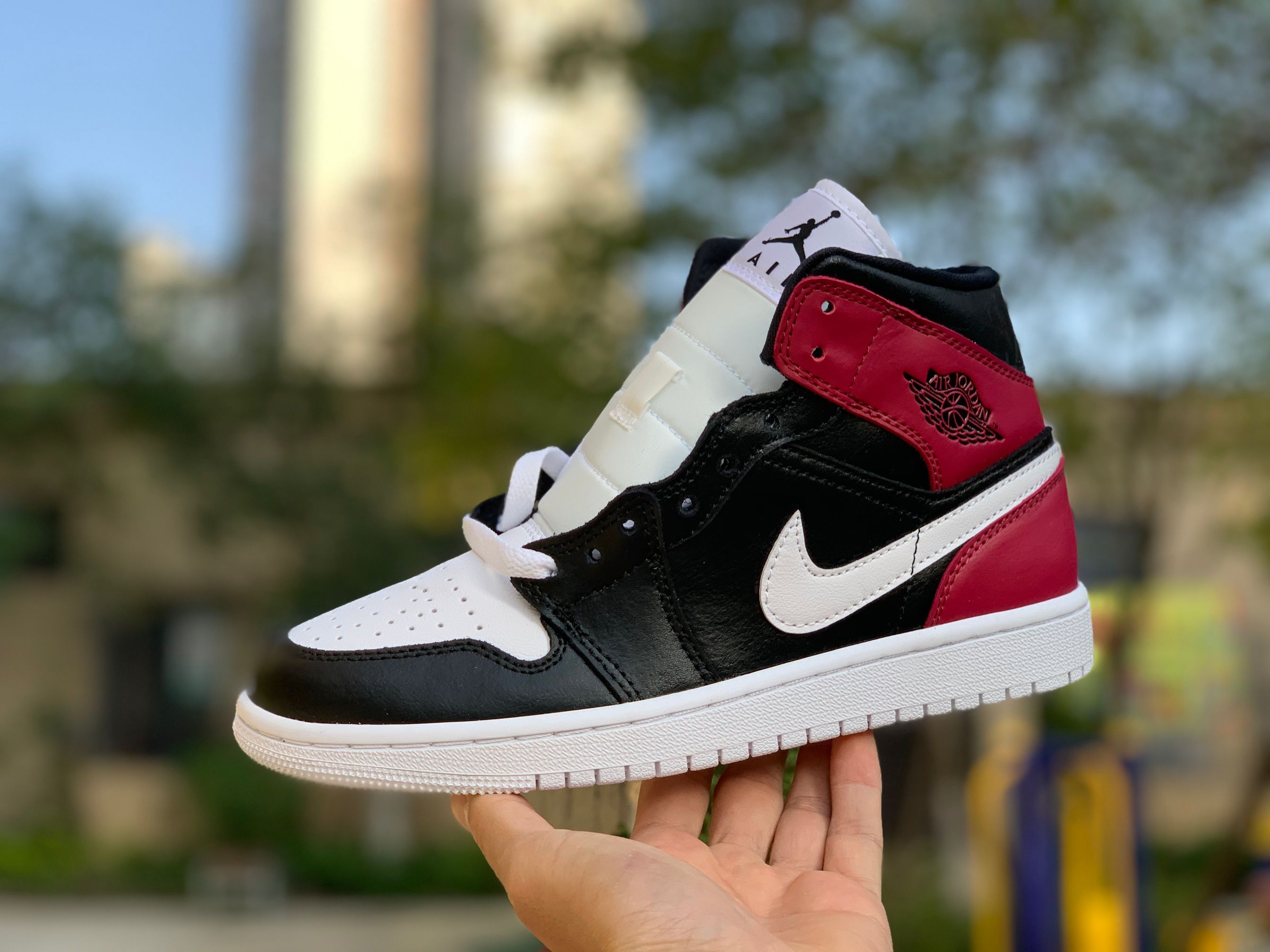 Nike Air Jordan 1 Mid Noble Red Factory Resale Bq6472 016 16 - www.kickbulk.cc