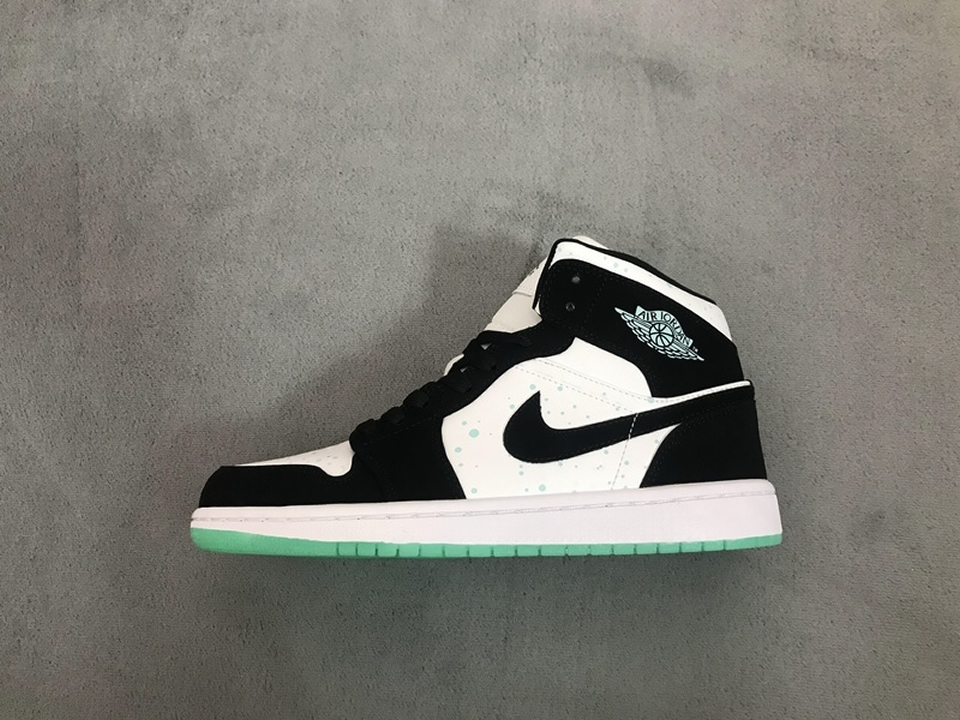 Air Jordan 1 Mid Se Gs Glow In The Dark Panda Bq6931 103 20 - www.kickbulk.cc