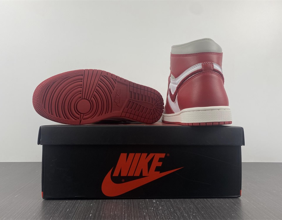 Air Jordan 1 High Og Newstalgia Chenille Dj4891 061 10 - www.kickbulk.cc