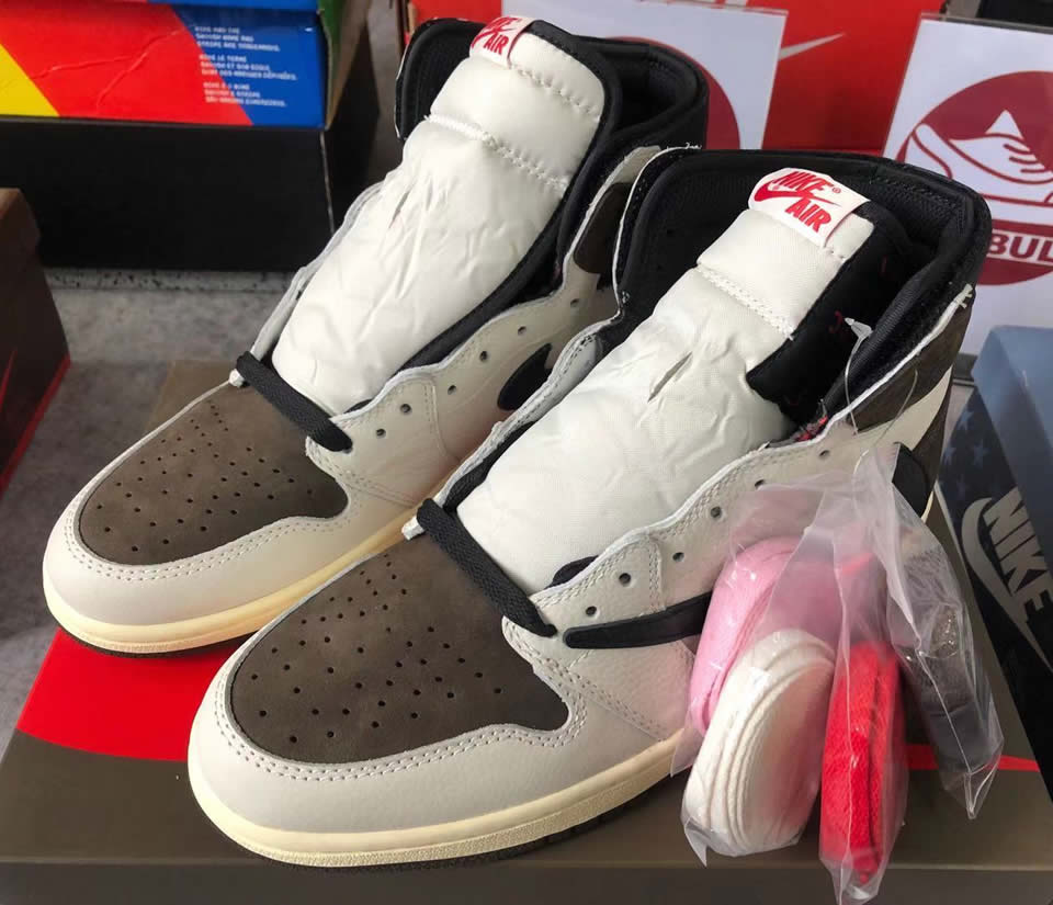 Travis Scott Air Jordan 1 High Reverse Mocha Dm2508 586 4 - www.kickbulk.cc