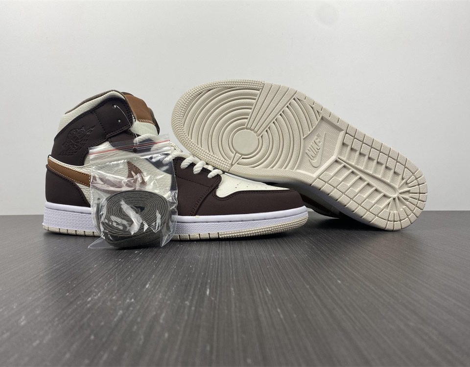 Air Jordan 1 Mid Brown Fleece Do6699 200 10 - www.kickbulk.cc