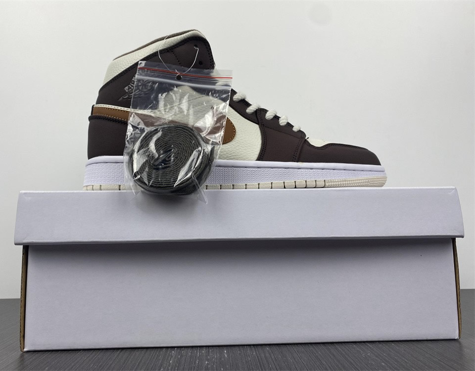 Air Jordan 1 Mid Brown Fleece Do6699 200 16 - www.kickbulk.cc