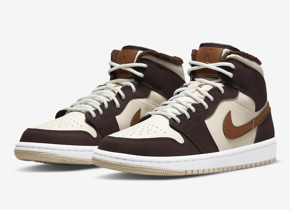 Air Jordan 1 Mid Brown Fleece Do6699 200 3 - www.kickbulk.cc