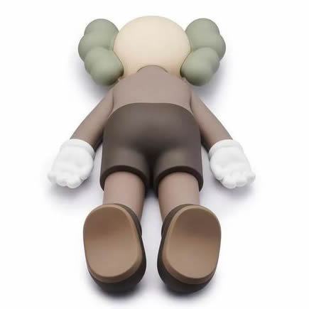 0 Kaws Dolls Companion 2020 Figure 44x22x8cm 0 - www.kickbulk.cc