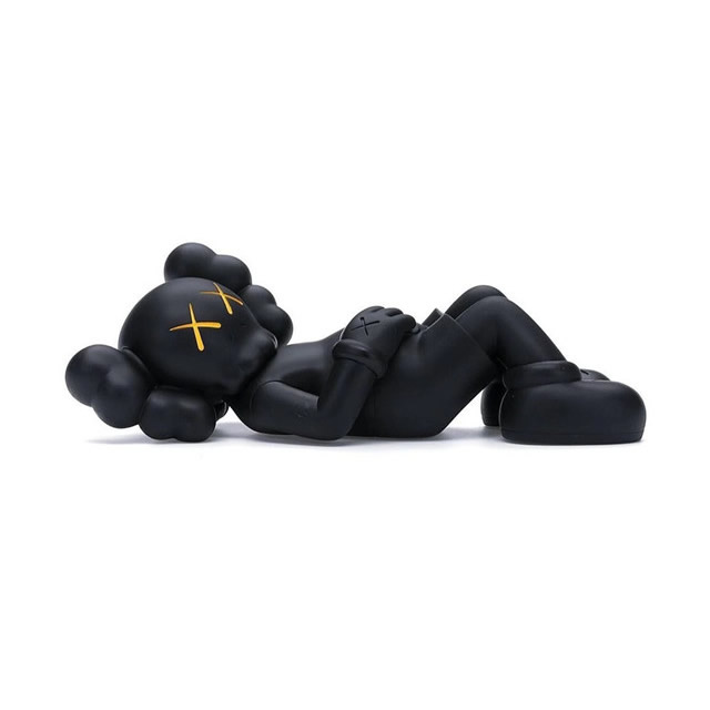 Kaws Dolls Holiday Japan Vinyl Figure 1 - www.kickbulk.cc