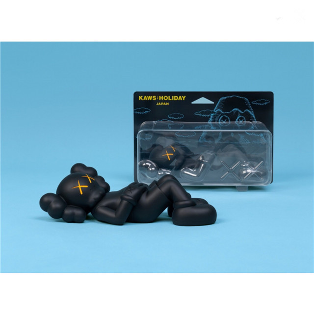 Kaws Dolls Holiday Japan Vinyl Figure 11 - www.kickbulk.cc