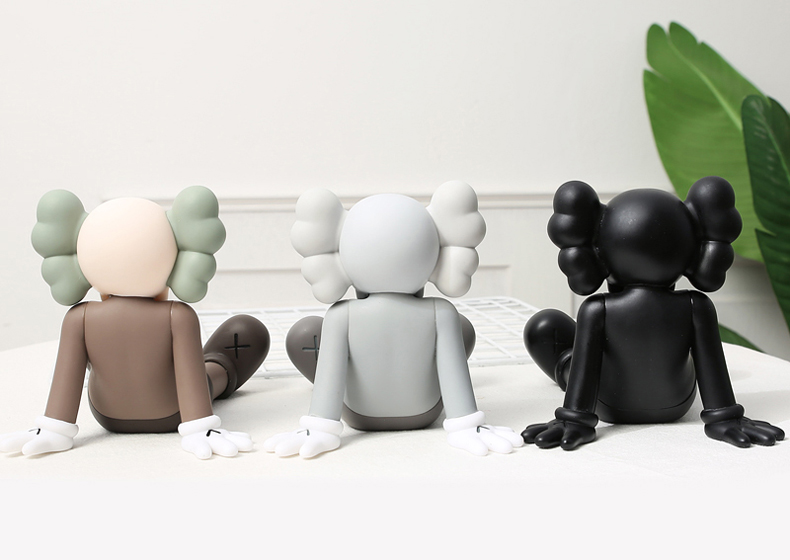 Kaws Dolls Holiday Taipei 13cm 2 - www.kickbulk.cc