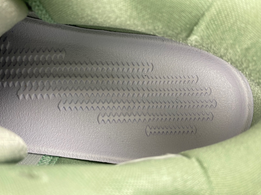 Nike Kobe 9 Low Em Protro Light Silver Ih1401 003 22 - www.kickbulk.cc Nike Kobe 9 Low Em Protro Light Silver Ih1401 003 22 - www.kickbulk.cc