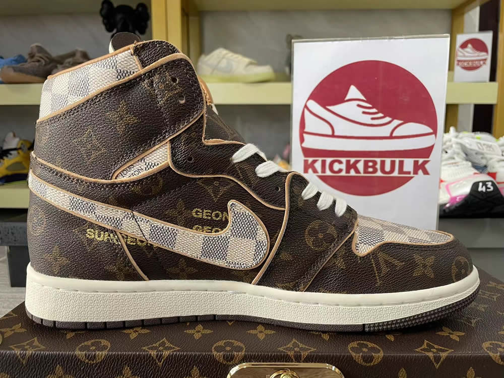 Louis Vuitton Air Force 1 High Special Box 8a8pyl 102 11 - www.kickbulk.cc