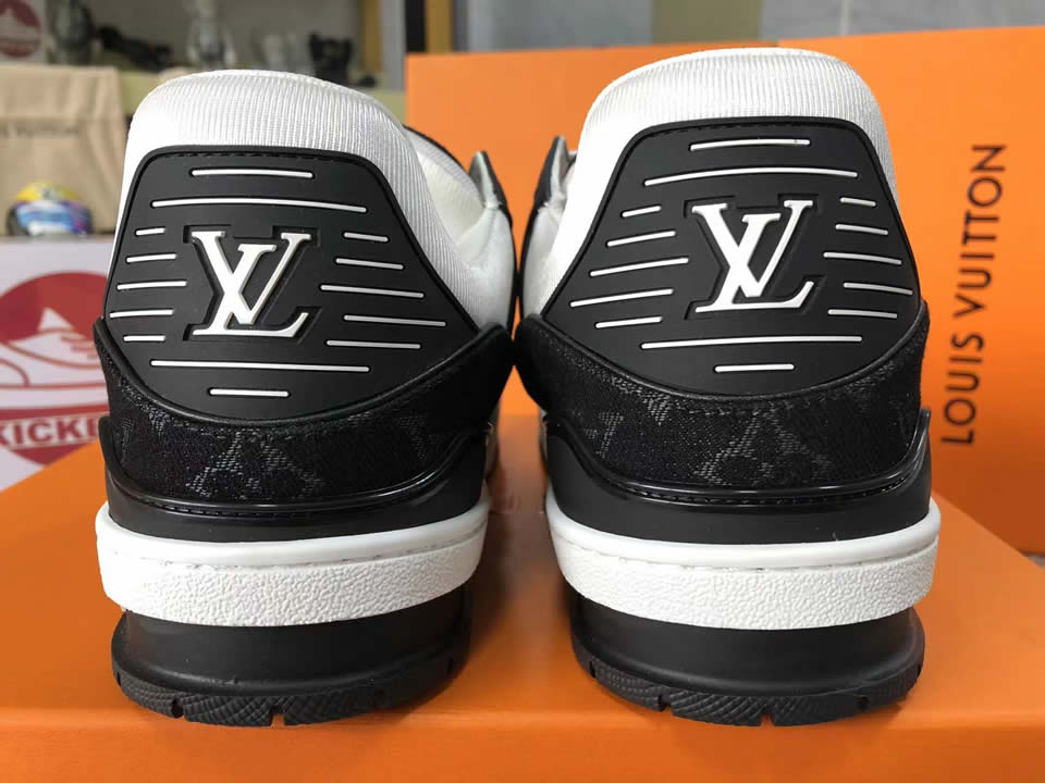 Louis Vuitton Lv Trainer Black White Ae5u3bmi61n 10 - www.kickbulk.cc