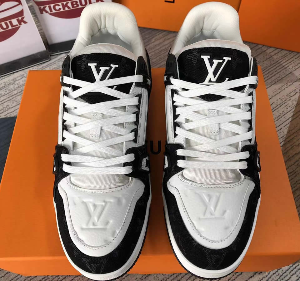 Louis Vuitton Lv Trainer Black White Ae5u3bmi61n 3 - www.kickbulk.cc