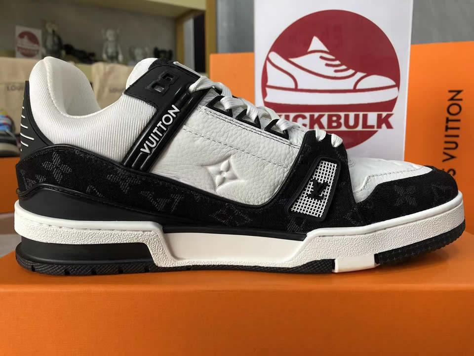 Louis Vuitton Lv Trainer Black White Ae5u3bmi61n 9 - www.kickbulk.cc