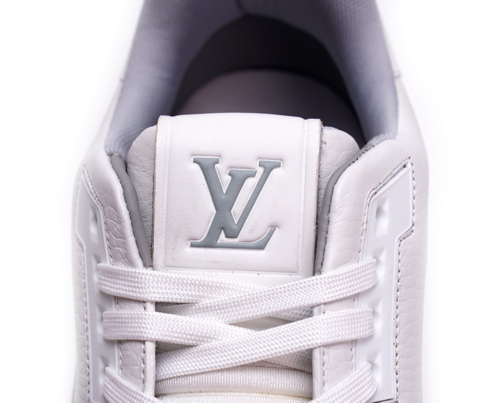 Louis Vuitton Trainer White Litchi Pattern Fd02219 2 6 - www.kickbulk.cc