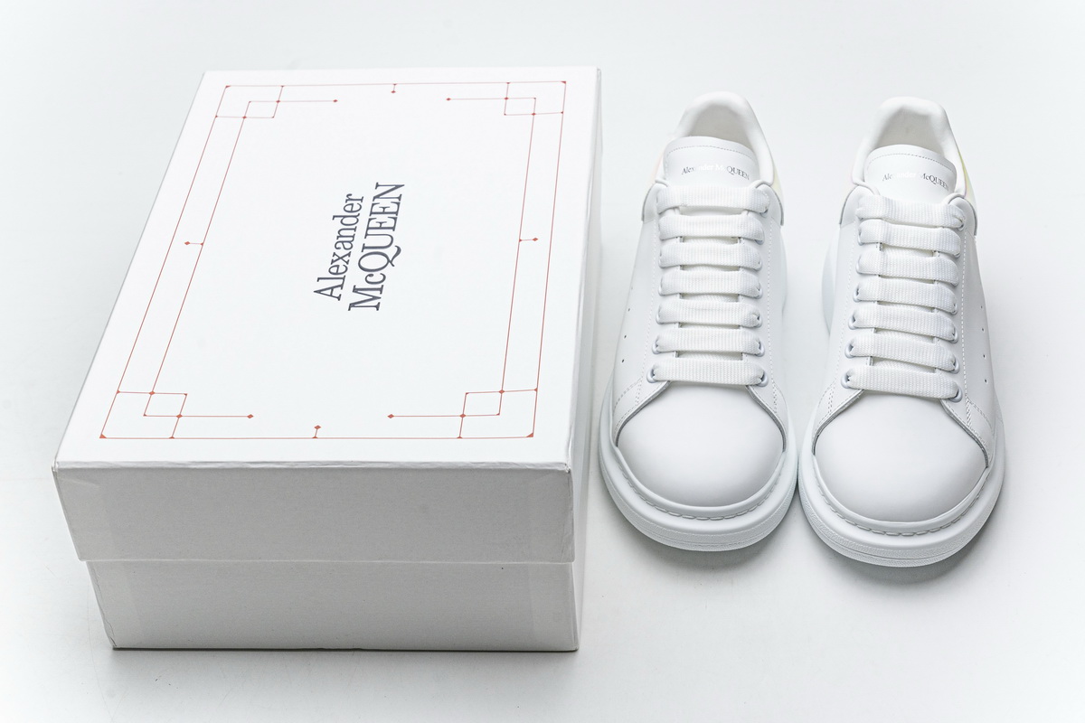 Alexander Mcqueen Sneaker Champagne 4 - www.kickbulk.cc