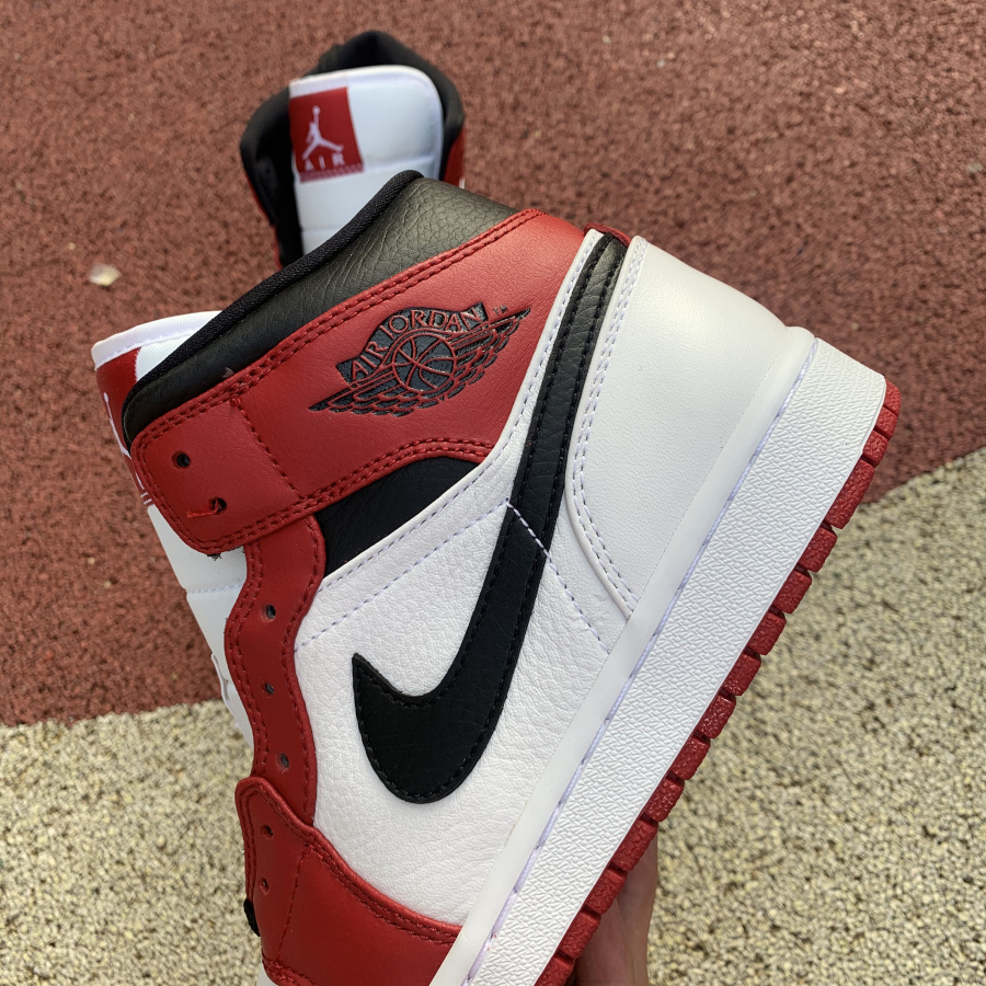 Nike Air Jordan 1 Mid Gs Chicago 554275 173 21 - www.kickbulk.cc