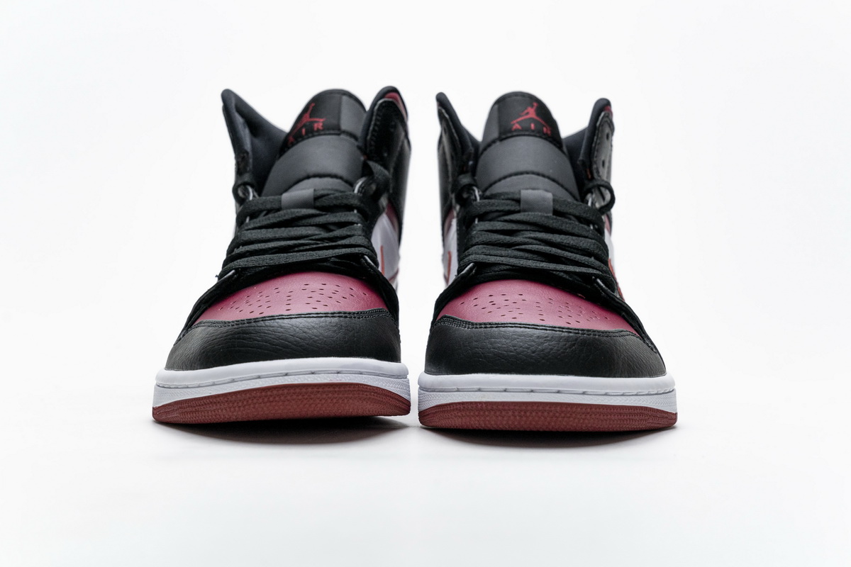 Nike Air Jordan 1 Mid Bred Toe 554724 066 10 - www.kickbulk.cc