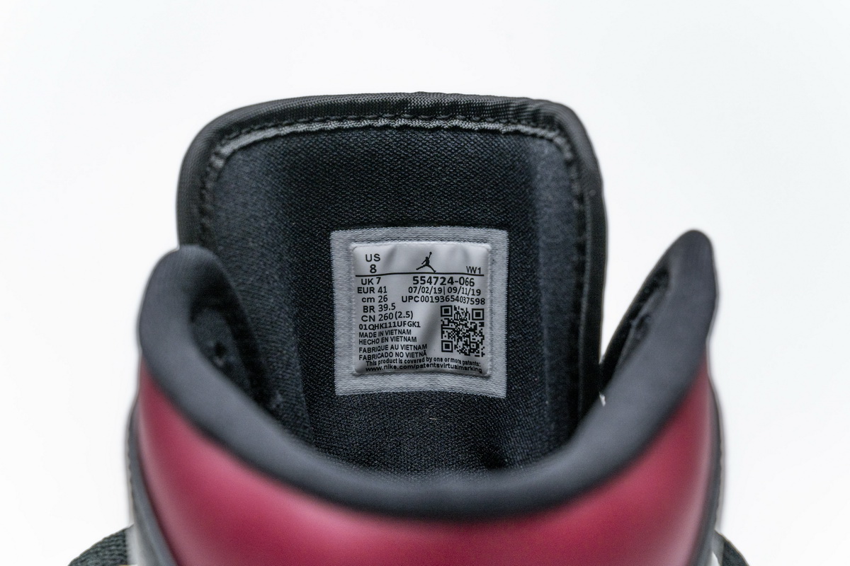 Nike Air Jordan 1 Mid Bred Toe 554724 066 22 - www.kickbulk.cc