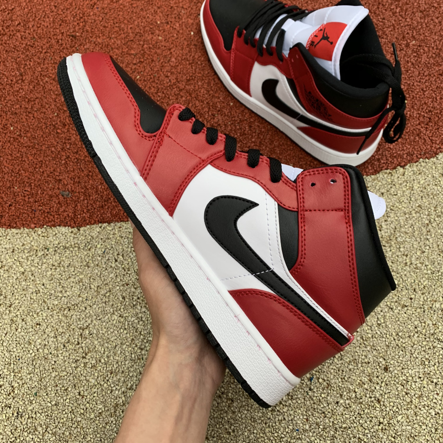 Nike Air Jordan 1 Mid Chicago Black Toe 554724 069 10 - www.kickbulk.cc