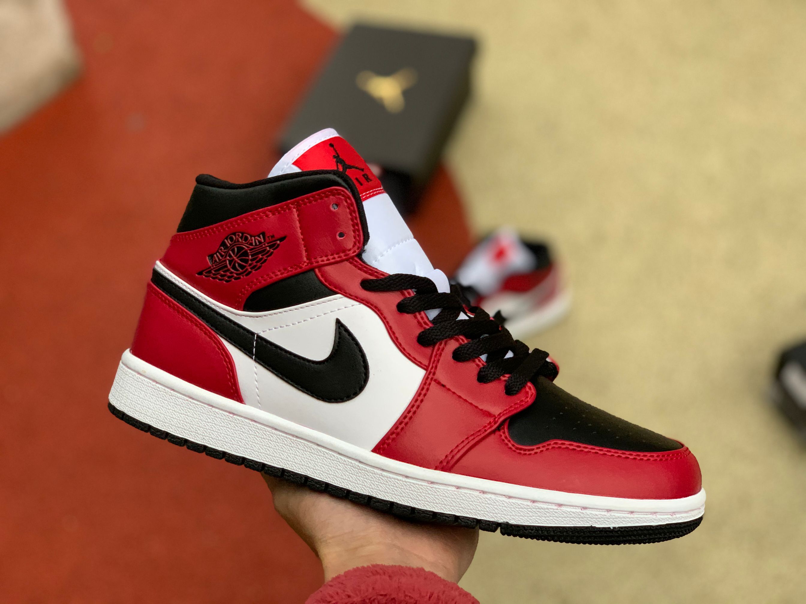 Nike Air Jordan 1 Mid Chicago Black Toe 554724 069 13 - www.kickbulk.cc