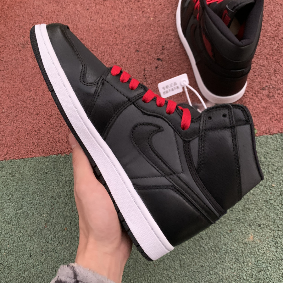 Nike Air Jordan 1 Retro High Og Black Gym Red 555088 060 8 - www.kickbulk.cc
