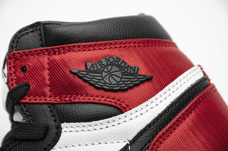 Nike Air Jordan 1 Wmns Retro High Satin Black Toe Cd0461 016 30 - www.kickbulk.cc