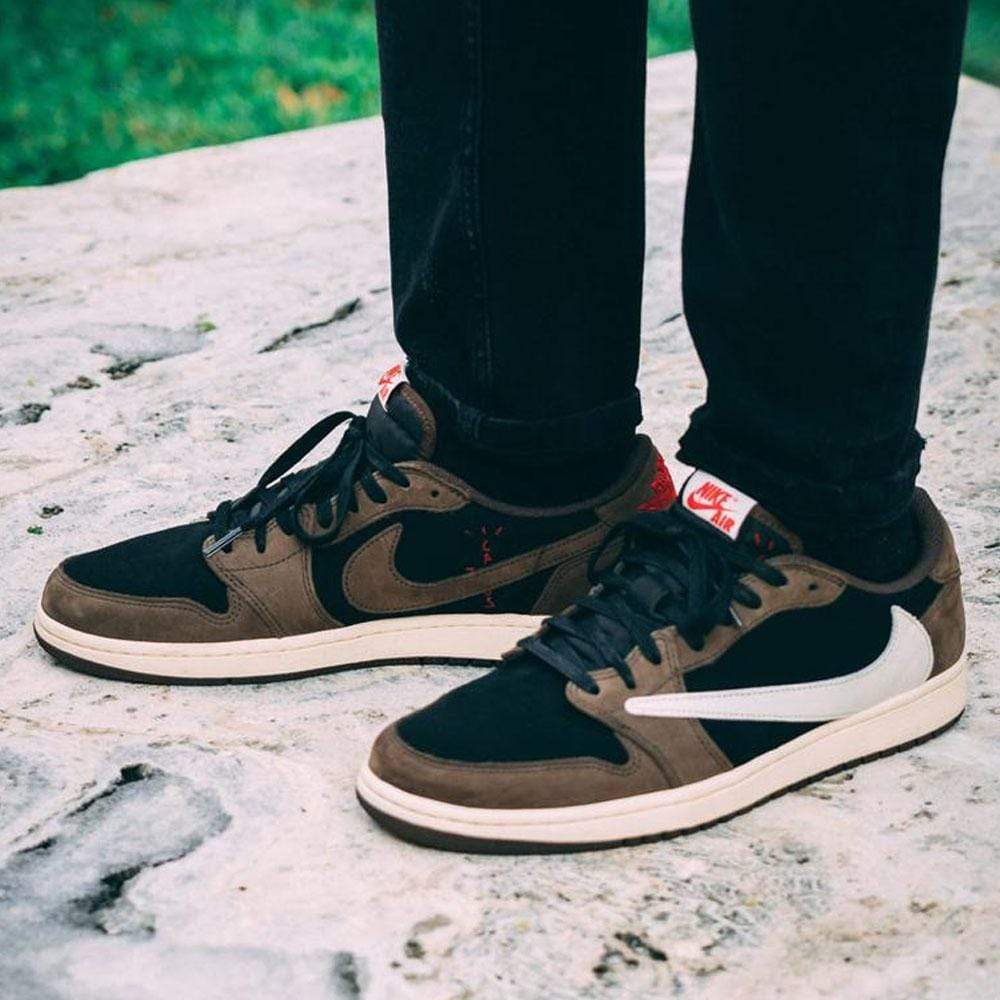 Travis Scott X Air Jordan 1 Low Cactus Jack Cq4277 001 6 - www.kickbulk.cc