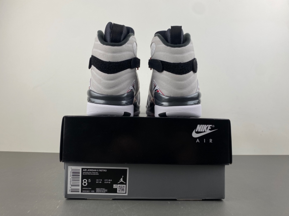 Air Jordan 8 Retro Bugs Bunny 2025 305381 100 15 - www.kickbulk.cc